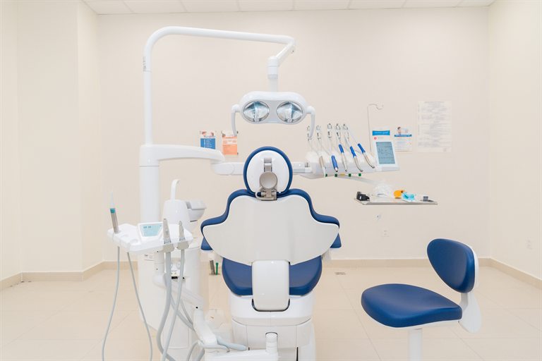 Dedicated dental surgical suite inside Vinmec Picasso Dental