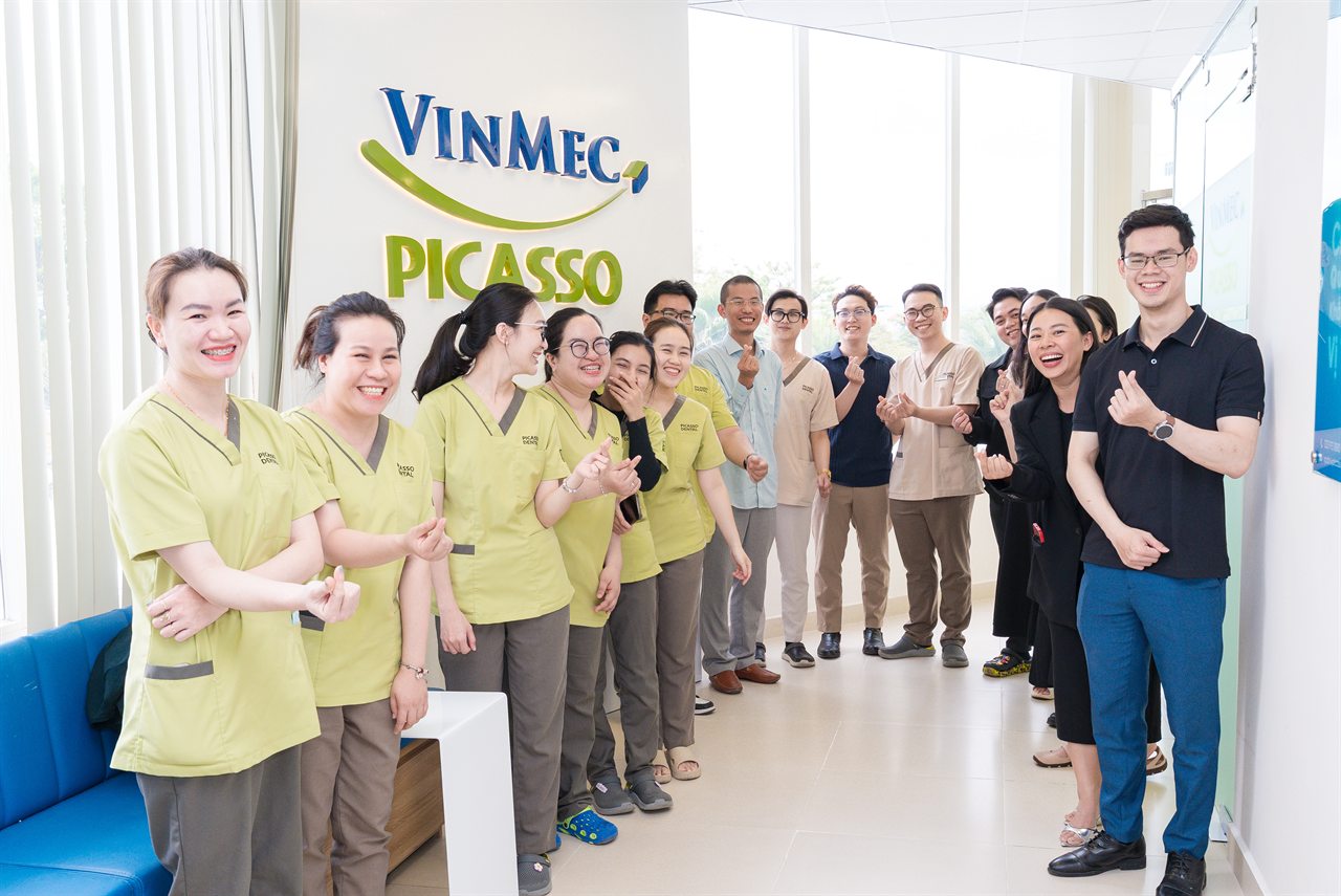 Vinmec Picasso Dental clinical and patient coordination team in Da Nang
